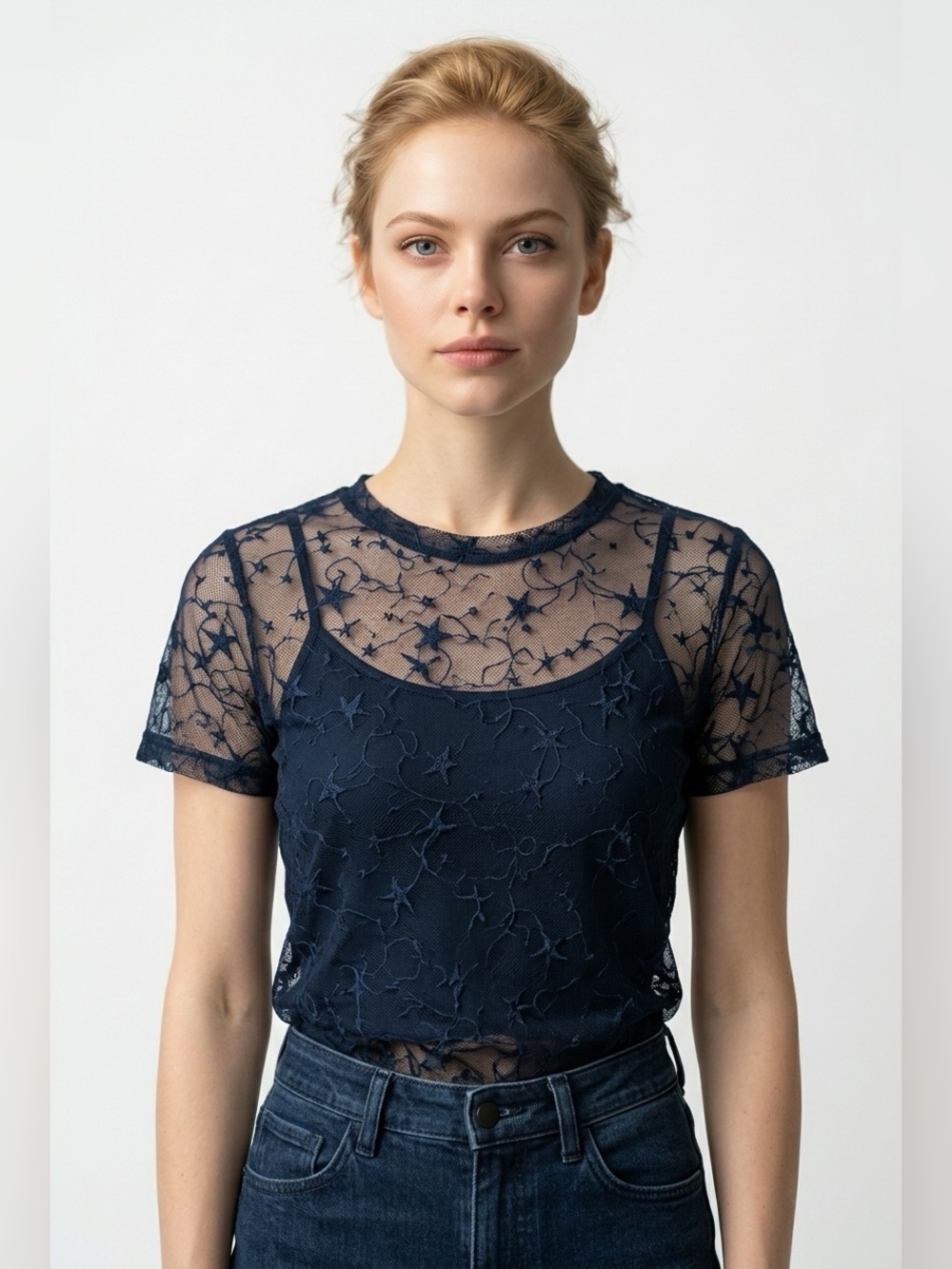 Stretch Lace crew neck